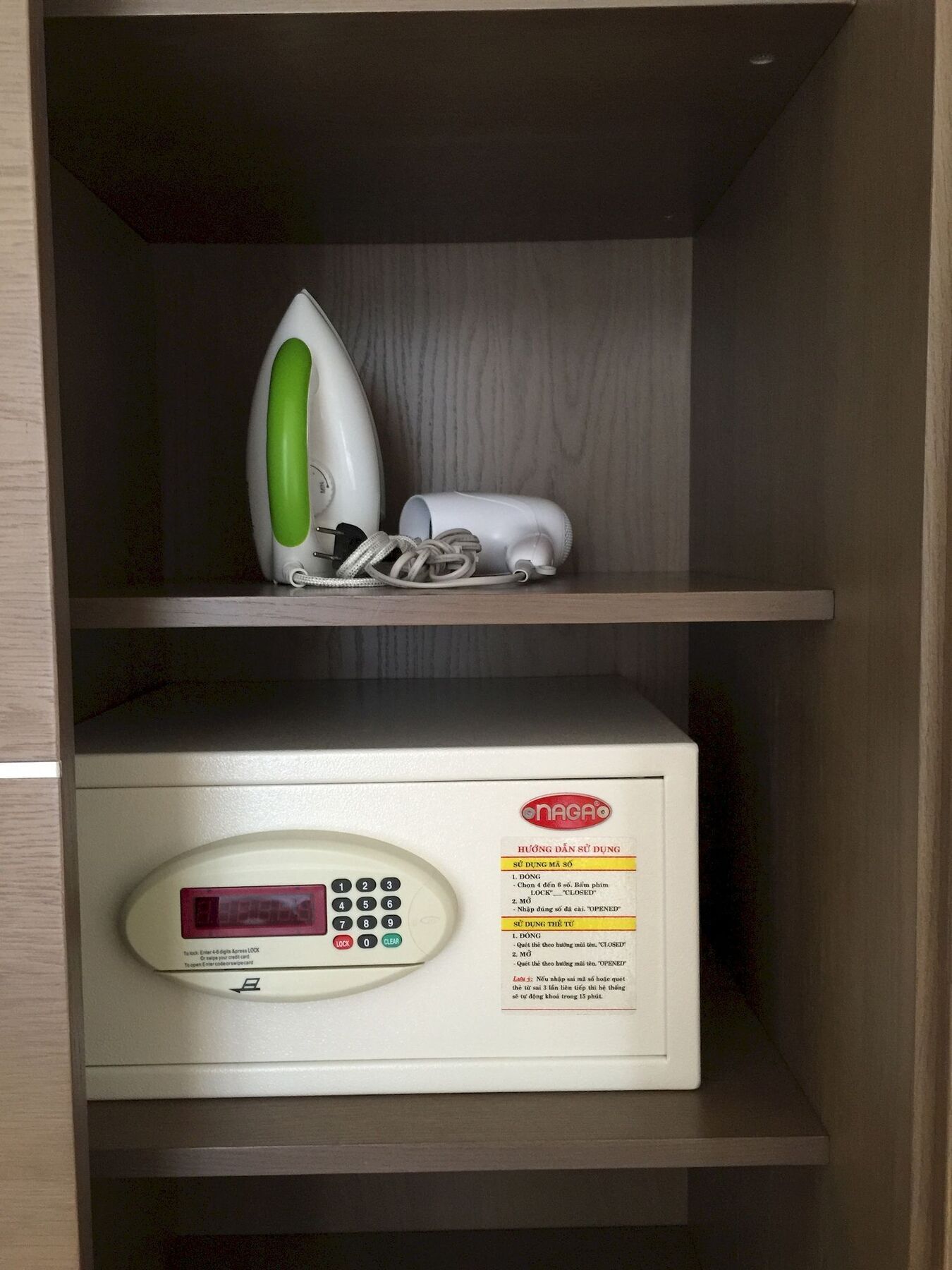 Bluesky Serviced Airport Plaza Apartment