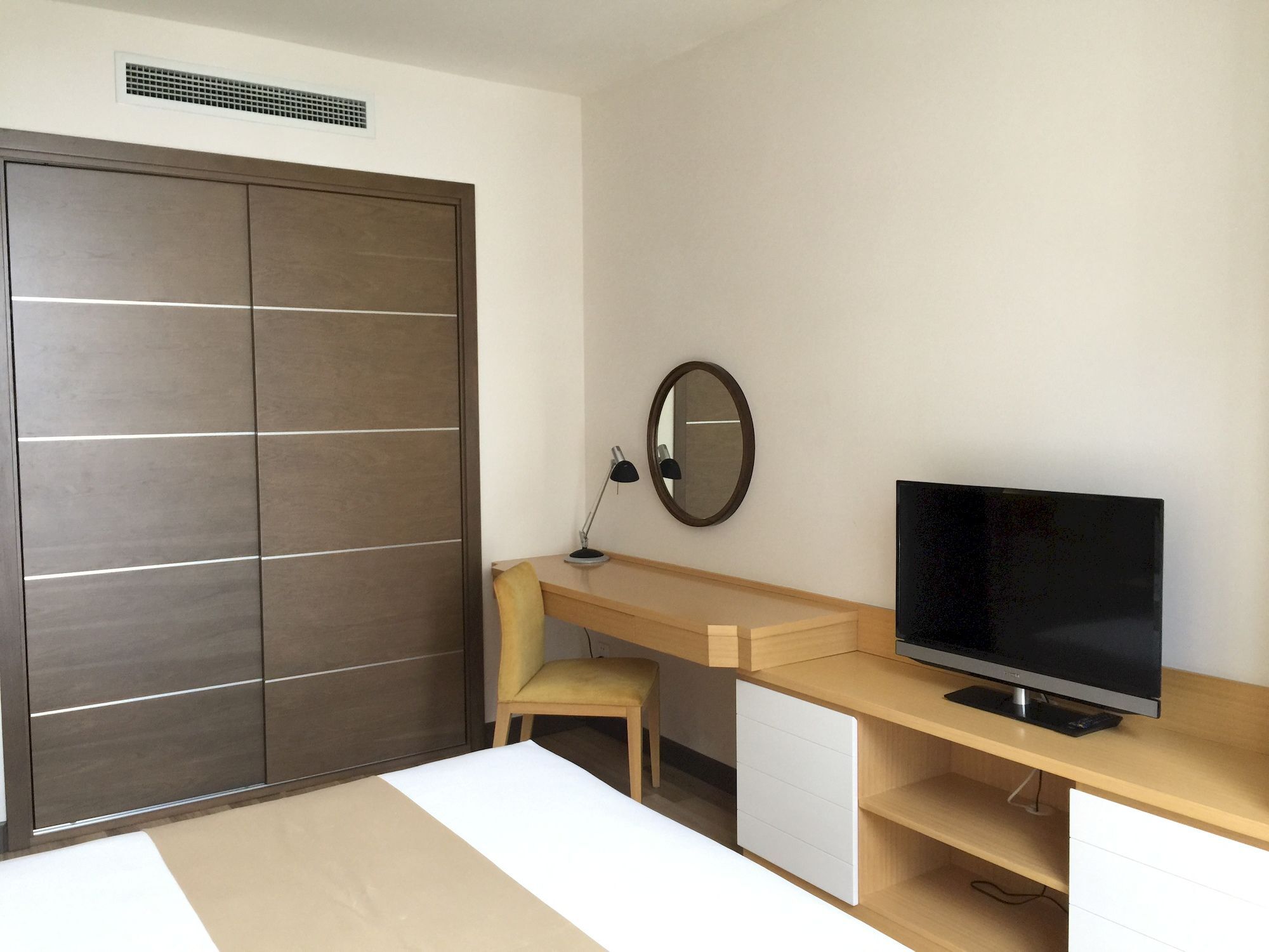 Apartment Bluesky Serviced Airport Plaza